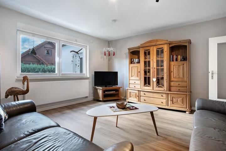 Erdgeschoßwohnung Borrentin - 3.5 Zimmer, 70 m&sup2;, 800&euro; | Angebot:26266091