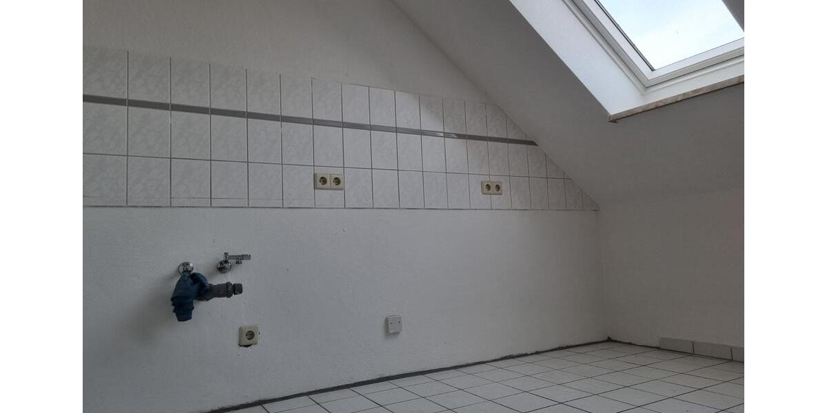 Dachgeschoßwohnung Halberstadt - 3 Zimmer, 87 m&sup2;, 524&euro; | Angebot:25865844