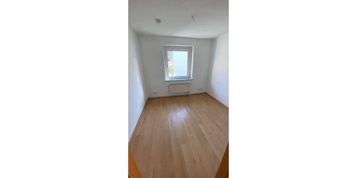 Zimmer Schwarzenberg/Erzgeb. Erla - 5 Zimmer, 98 m&sup2;, 543&euro; | Angebot:26018514