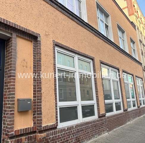Gewerbeobjekt Halle Büschdorf - 3.000&euro; | Angebot:26741990
