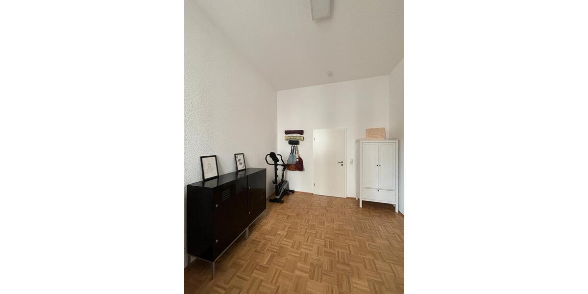 Erdgeschoßwohnung Wiesbaden - 3 Zimmer, 80 m&sup2;, 1.750&euro; | Angebot:25636460