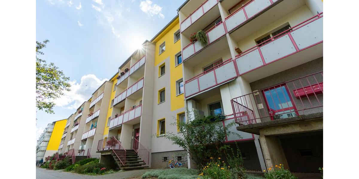 Etagenwohnung Schönebeck (Elbe) - 4 Zimmer, 65 m&sup2;, 325&euro; | Angebot:25232487