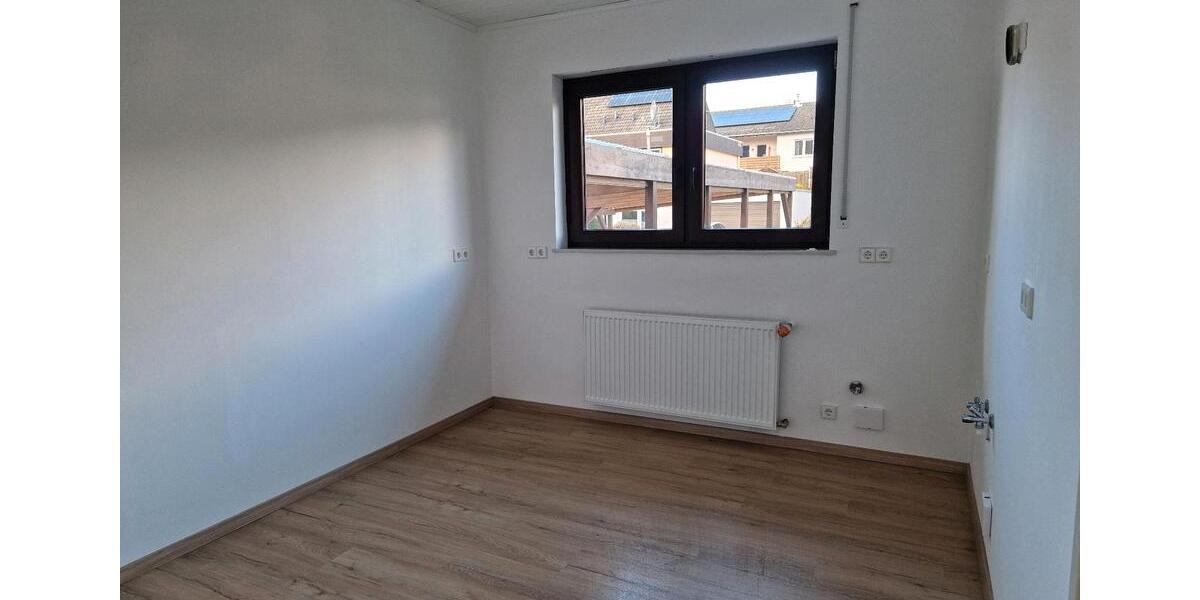 Erdgeschoßwohnung Hargesheim - 5 Zimmer, 136 m&sup2;, 1.260&euro; | Angebot:26221498