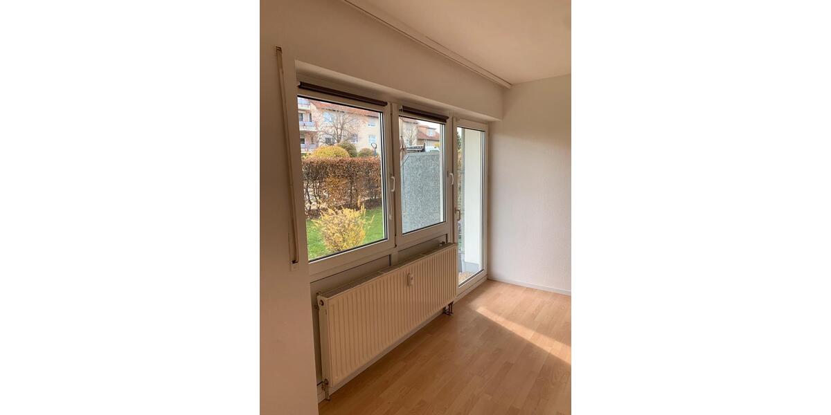 Erdgeschoßwohnung Trossingen - 1.5 Zimmer, 33 m&sup2;, 575&euro; | Angebot:24373534
