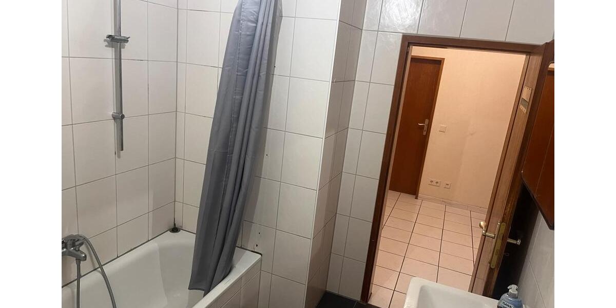 Wohnen auf Zeit Mainz Laubenheim - 4 Zimmer, 92 m&sup2;, 300&euro; | Angebot:25145980