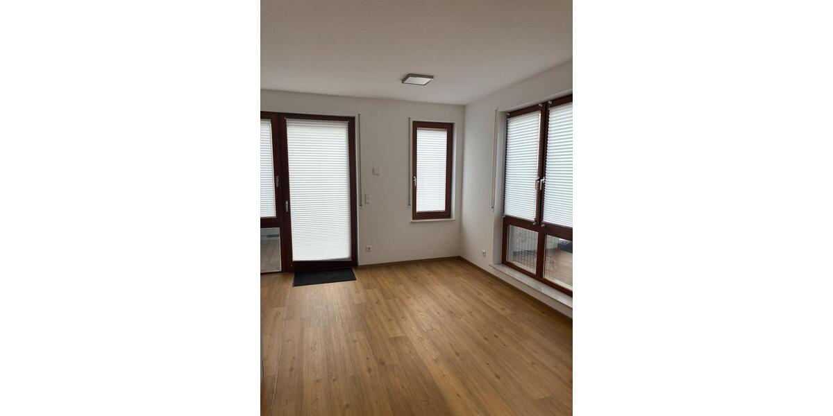 Erdgeschoßwohnung Wiernsheim - 2 Zimmer, 52 m&sup2;, 800&euro; | Angebot:25605441