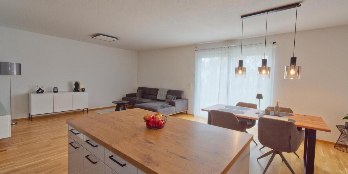 Exklusive 2,5 Zimmer-Neubauwohnung mit viel Platz, sonniger Terrasse, Einbauküche und TG-Stellplatz - Erdgeschoßwohnung Villingen-Schwenningen Schwenningen | Angebot:25181350