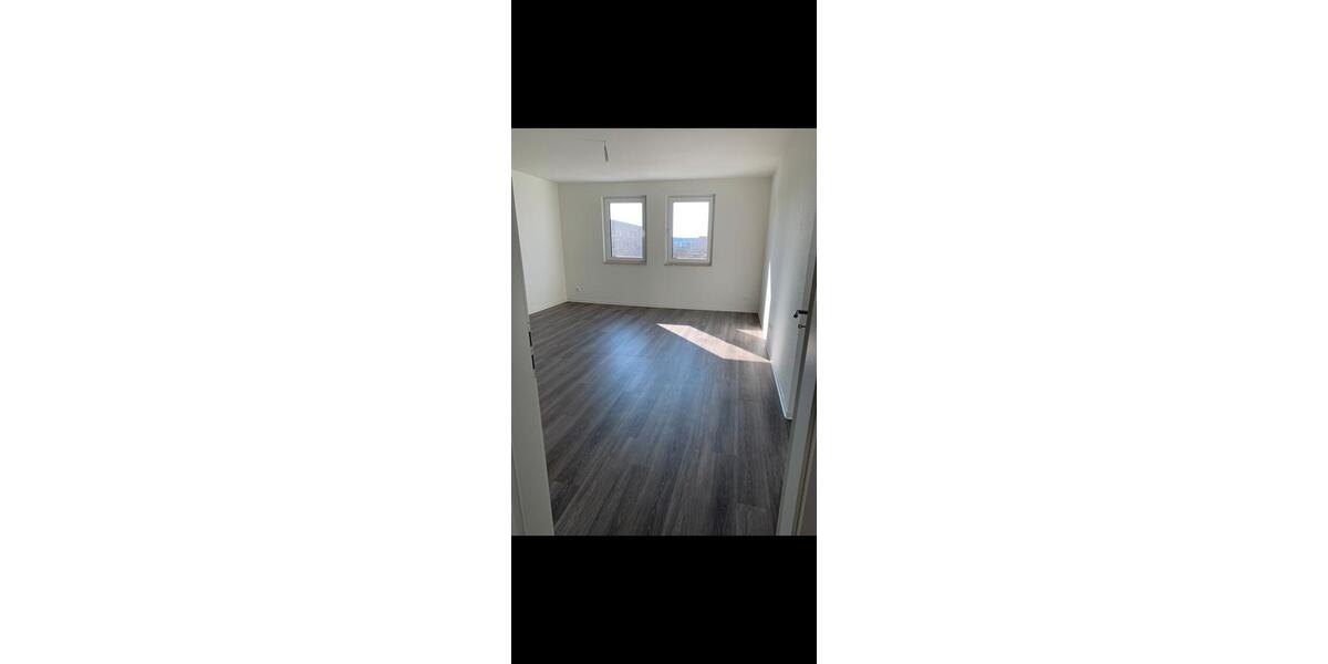 Etagenwohnung Wulkenzin - 3 Zimmer, 75 m&sup2;, 529&euro; | Angebot:26252686