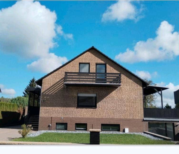 2,5 ZKB,neu saniert zu vermieten. zimmer