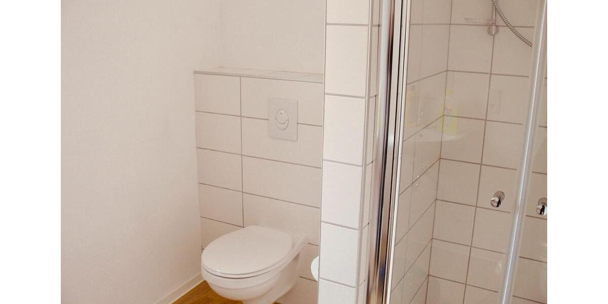 Etagenwohnung Sankt Wendel - 2 Zimmer, 84 m&sup2;, 650&euro; | Angebot:26021102