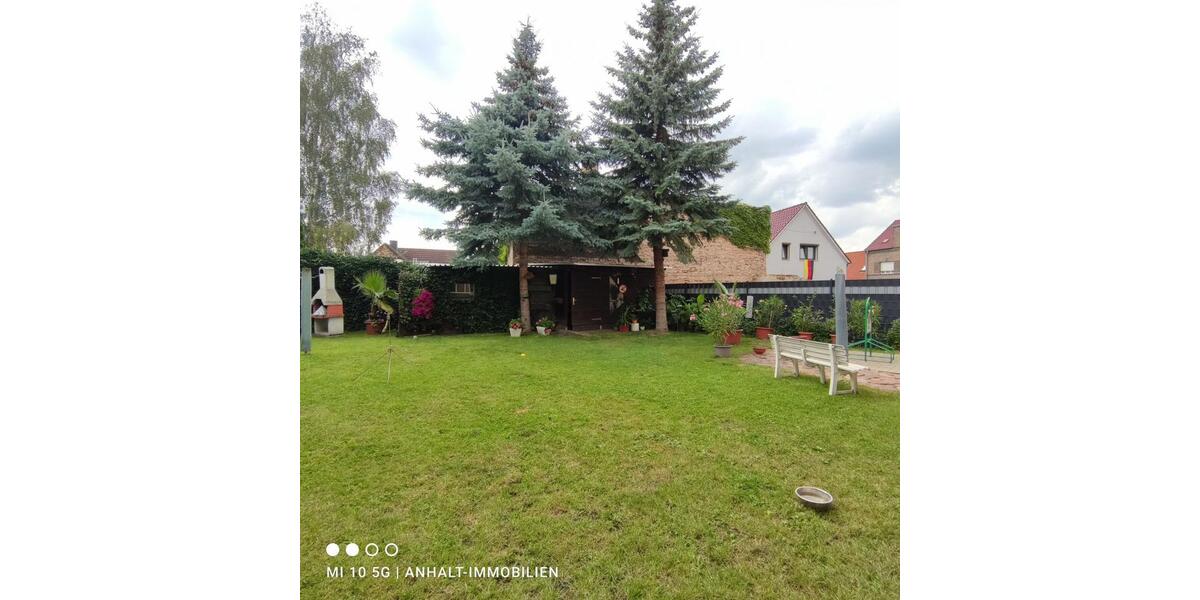 Erdgeschoßwohnung Bitterfeld-Wolfen Greppin - 3 Zimmer, 77 m&sup2;, 615&euro; | Angebot:25751600