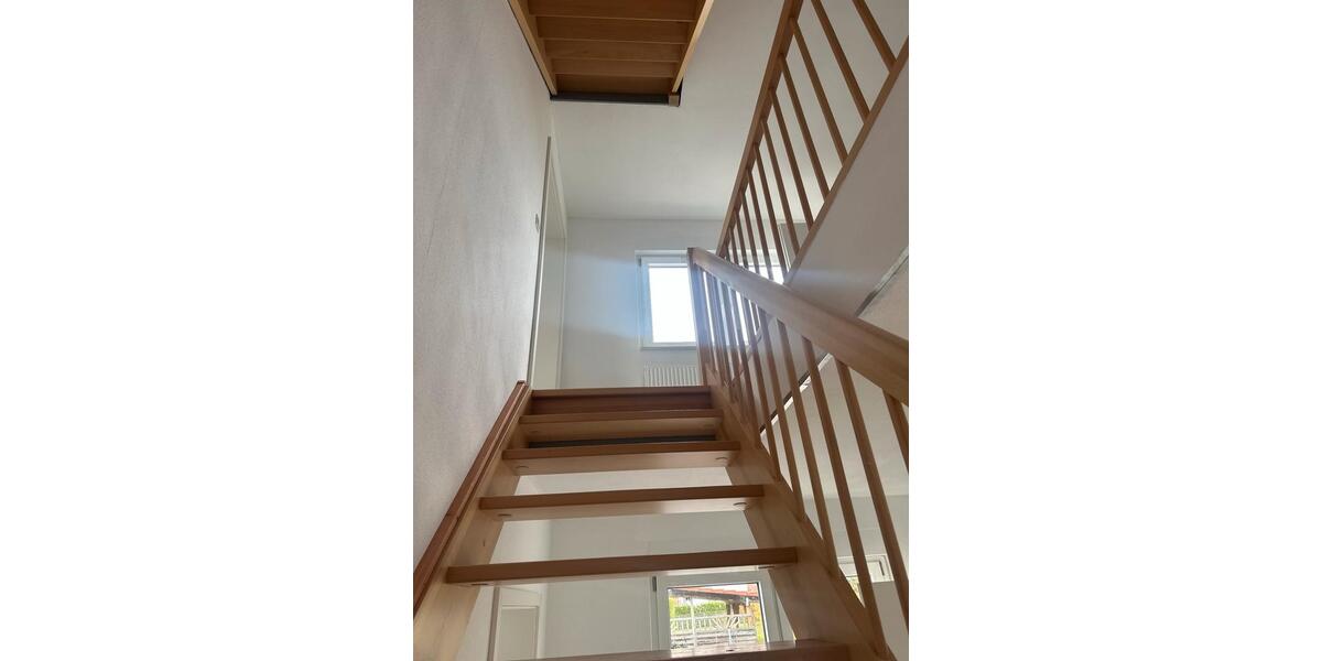 Einfamilienhaus Haldensleben - 5 Zimmer, 150 m&sup2;, 900&euro; | Angebot:25571006