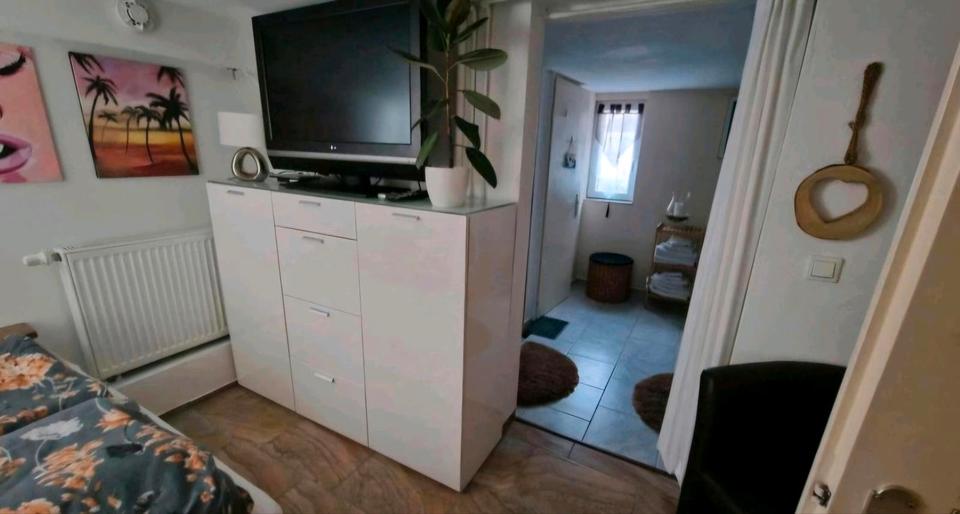 Wohnen auf Zeit Neulingen - 2 Zimmer, 50 m&sup2;, 28&euro; | Angebot:25640793