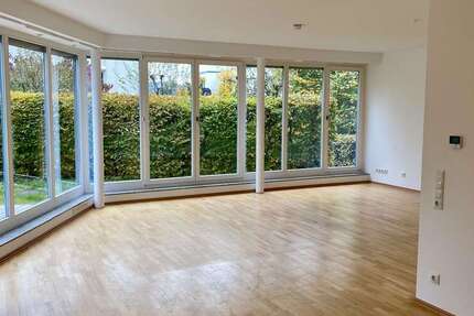 Wohnung zum Mieten in Wiesbaden 1.360 € 104 m² 3 zimmer
