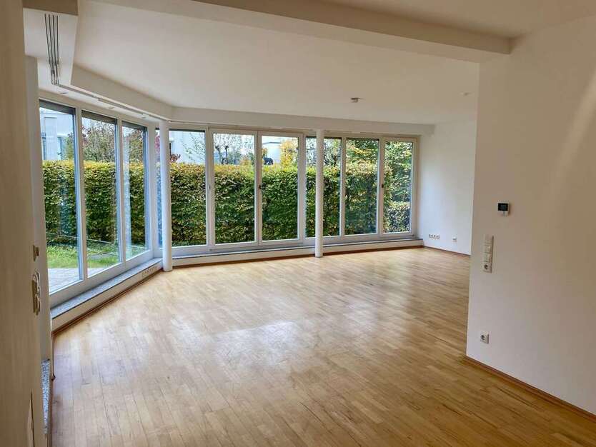 Wohnung zum Mieten in Wiesbaden 1.360 € 104 m² 3 zimmer