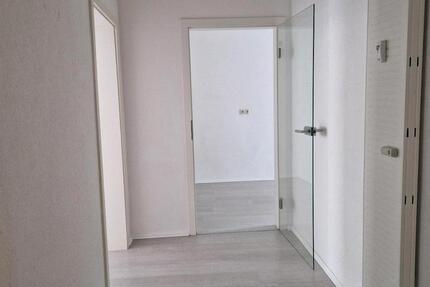 Wohnung Döbeln - 2.5 Zimmer, 65 m&sup2;, 580&euro; | Angebot:23022352