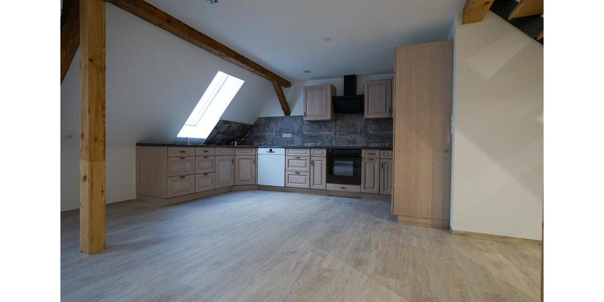 Dachgeschoßwohnung Neuhausen ob Eck - 3 Zimmer, 100 m&sup2;, 990&euro; | Angebot:24493311