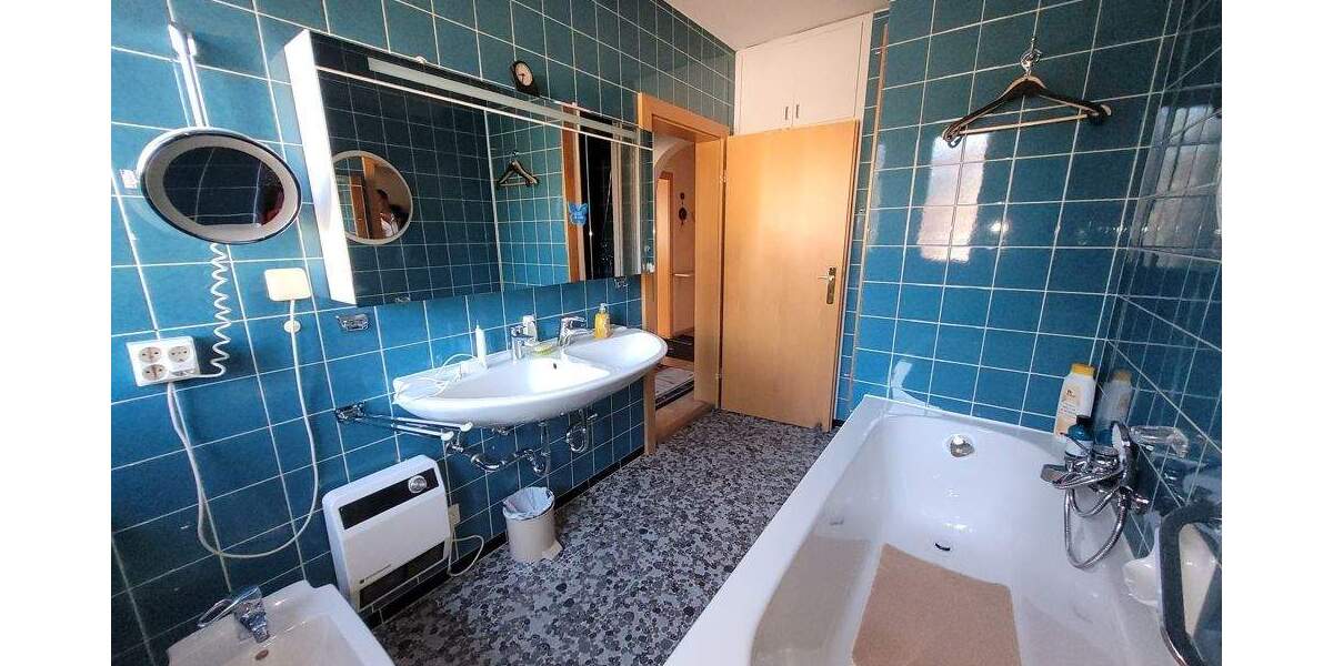 Einfamilienhaus Nürnberg Neukatzwang - 5 Zimmer, 190 m&sup2;, 1.900&euro; | Angebot:24678180