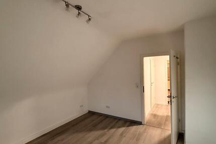 Wohnen auf Zeit Homburg - 1 Zimmer, 15 m&sup2;, 400&euro; | Angebot:26544336