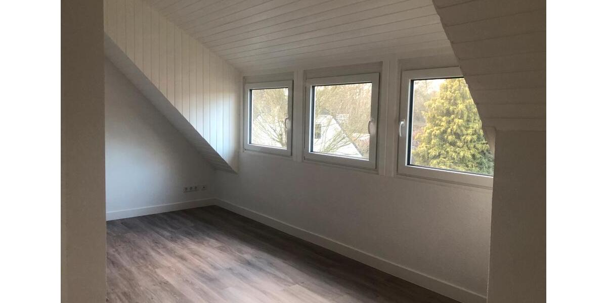 Einfamilienhaus Oldenburg Kreyenbrück - 6 Zimmer, 170 m&sup2;, 1.690&euro; | Angebot:25930618