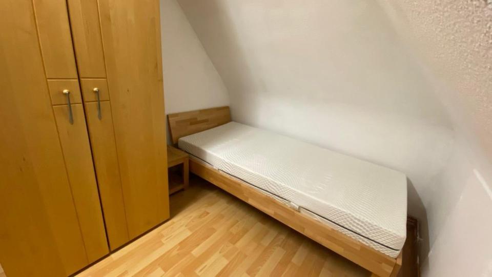 Wohnen auf Zeit Reutlingen Reutlingen-Betzingen - 1 Zimmer, 9 m&sup2;, 390&euro; | Angebot:24655824