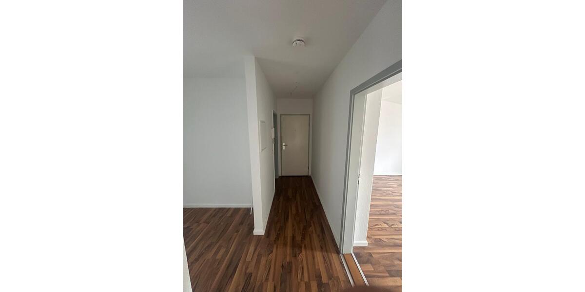Etagenwohnung Magdeburg - 4 Zimmer, 92 m&sup2;, 887&euro; | Angebot:20606573