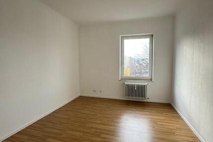 Zentral gelegene 2- Zimmer-Altbauwohnung in Aachen zimmer