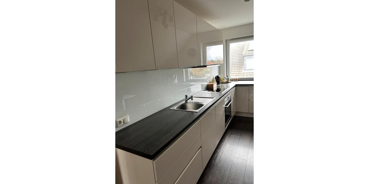 Etagenwohnung Adendorf - 3.5 Zimmer, 110 m&sup2;, 1.650&euro; | Angebot:25963602