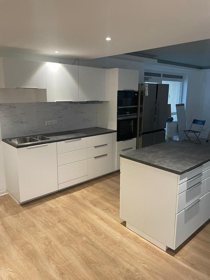 Provisionsfrei - Erstbezug nach Modernisierung: Loft-Büro im Barbarossahof