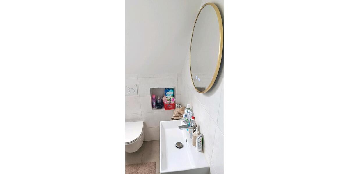 Dachgeschoßwohnung Gückingen - 3 Zimmer, 60 m&sup2;, 700&euro; | Angebot:26094440