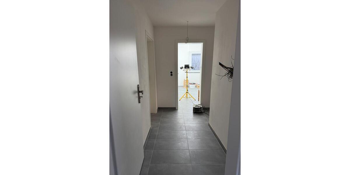 3-Zimmer-Wohnung – Kern saniert – Balkon – Fußbodenheizung 3 zimmer