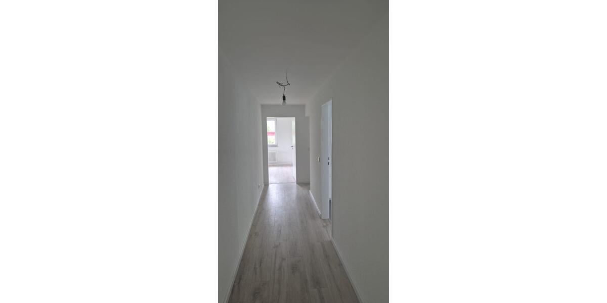 Etagenwohnung Eschwege - 3 Zimmer, 67 m&sup2;, 480&euro; | Angebot:26676764