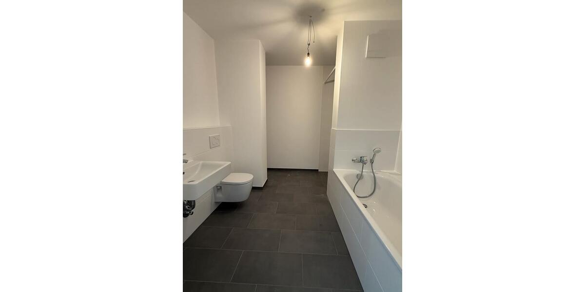 Etagenwohnung Garbsen - 5 Zimmer, 152 m&sup2;, 2.559&euro; | Angebot:24443632