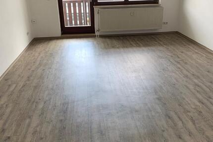 Wohnung Freihung - 3 Zimmer, 85 m&sup2;, 685&euro; | Angebot:26636152