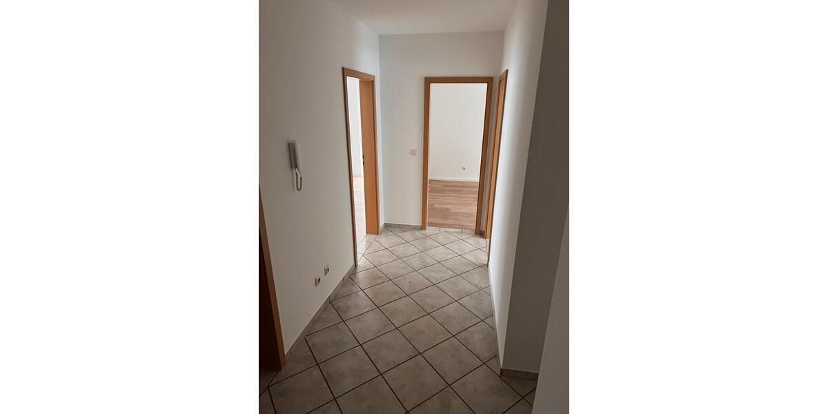 Etagenwohnung Parchim - 2 Zimmer, 65 m&sup2;, 488&euro; | Angebot:26480595