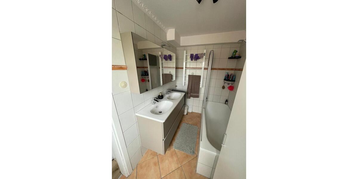Einfamilienhaus Bredstedt - 5 Zimmer, 127 m&sup2;, 1.413&euro; | Angebot:26563608