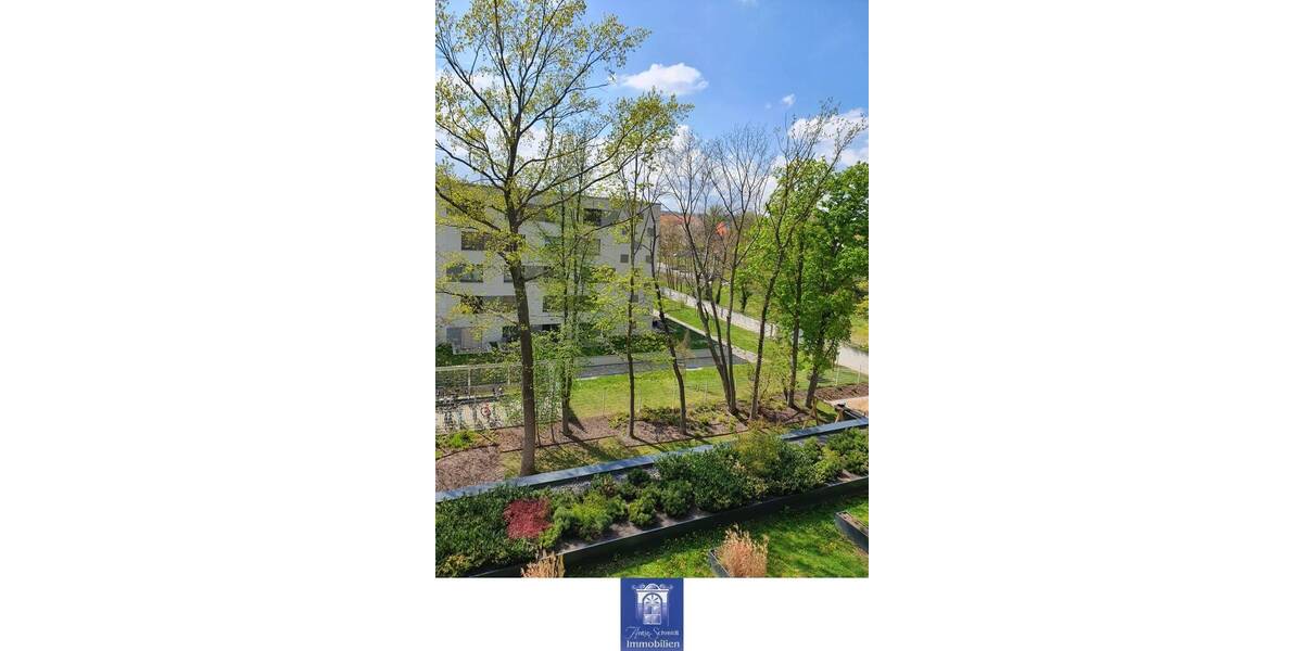 Etagenwohnung Dresden Südvorstadt-West - 4 Zimmer, 99 m&sup2;, 1.350&euro; | Angebot:26161477