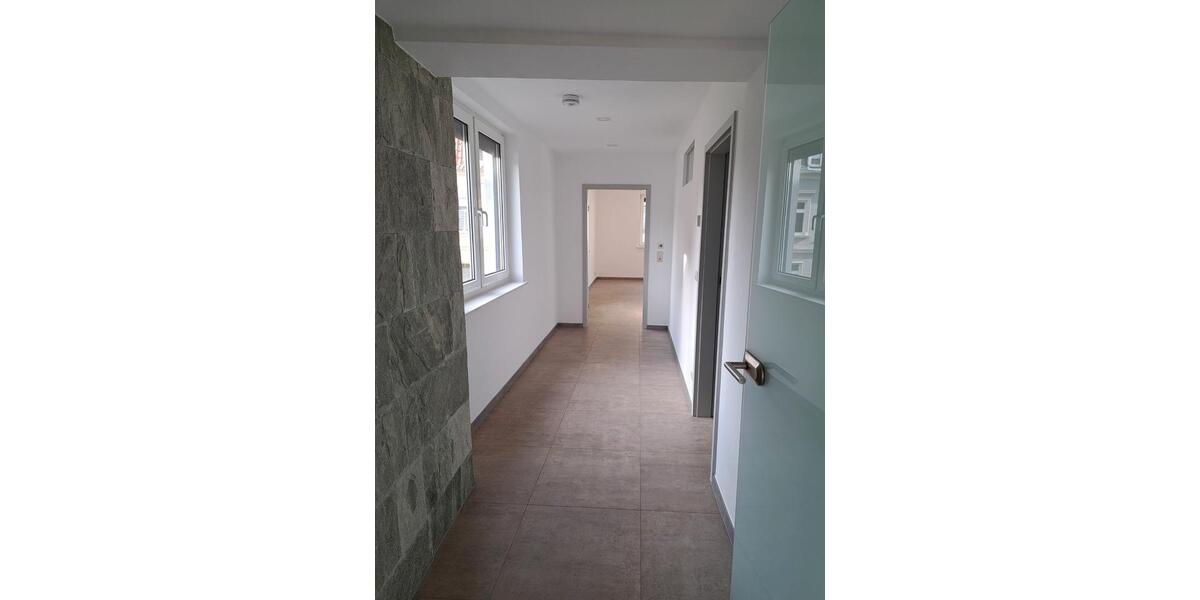 Etagenwohnung Großenhain - 3 Zimmer, 140 m&sup2;, 850&euro; | Angebot:26645170