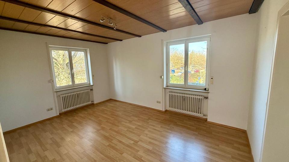 Etagenwohnung München Hadern - 5 Zimmer, 132 m&sup2;, 2.500&euro; | Angebot:24542261