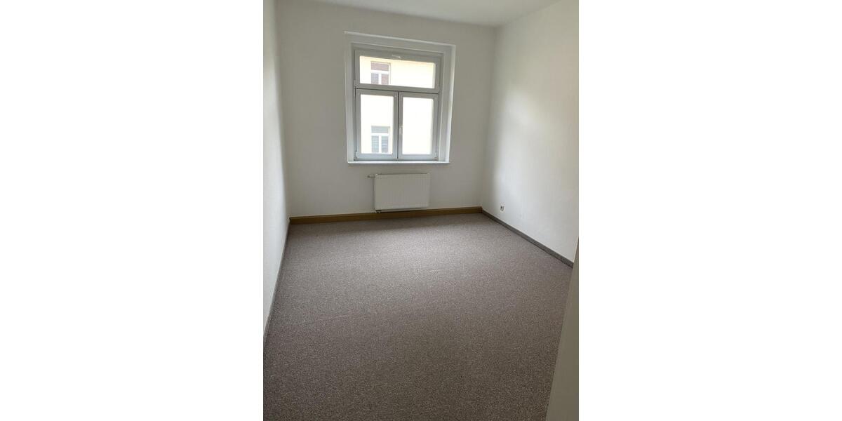 Etagenwohnung Werdau - 2 Zimmer, 50 m&sup2;, 300&euro; | Angebot:26637297