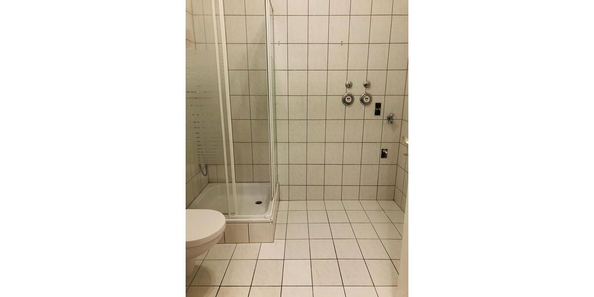 Erdgeschoßwohnung Tuttlingen - 2 Zimmer, 37 m&sup2;, 200&euro; | Angebot:26611939