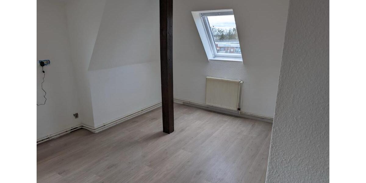 Dachgeschoßwohnung Hagenow - 2 Zimmer, 60 m&sup2;, 460&euro; | Angebot:25341426