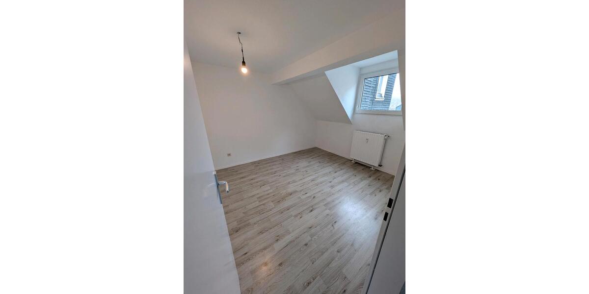 Etagenwohnung Wuppertal Gemarkung Langerfeld - 3 Zimmer, 68 m&sup2;, 805&euro; | Angebot:26531254