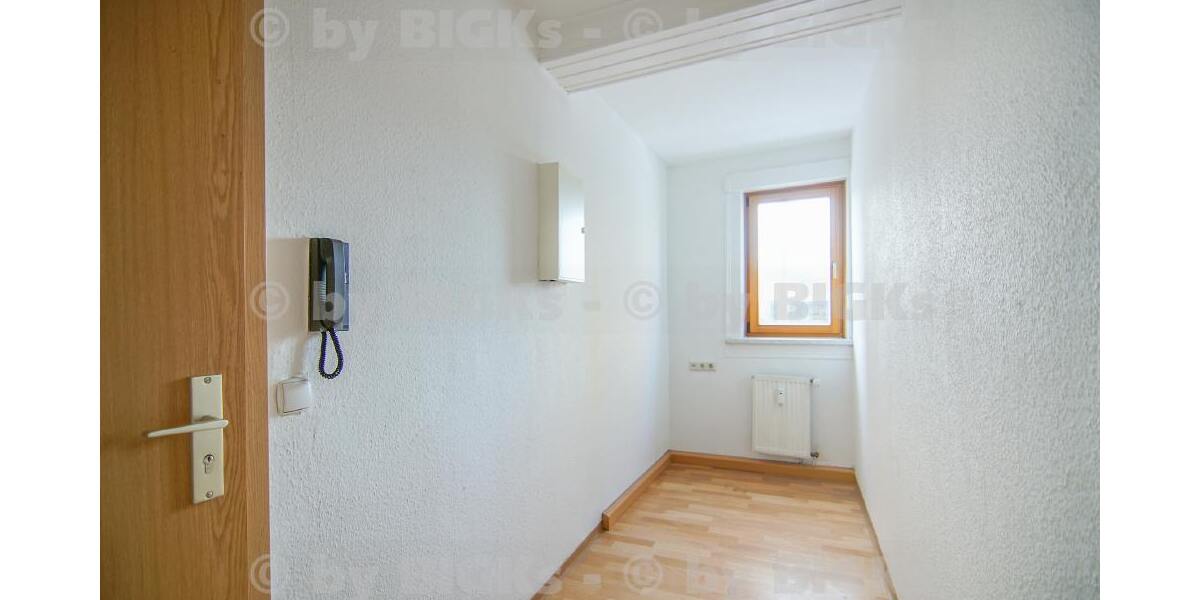 BIGKs - Suhl Mitte: 2 Zimmer Wohnung,sep.Küche,Duschebad (-;) - 2- Suhl Suhl Mitte | Angebot:23703367