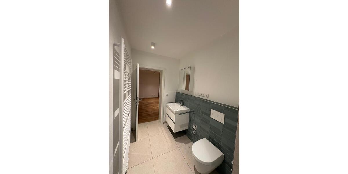 2-Zimmer-Wohnung Stadtamhof- Erstbezug nach Komplettsanierung! 2 zimmer