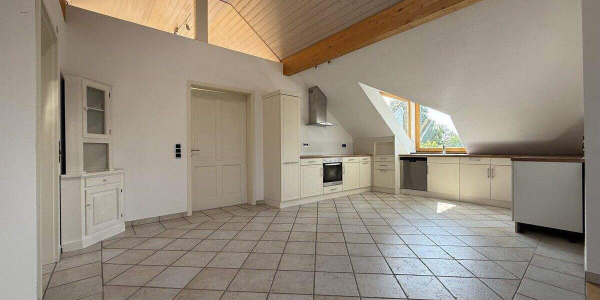 Etagenwohnung Crailsheim - 3 Zimmer, 135 m&sup2;, 1.200&euro; | Angebot:24482220