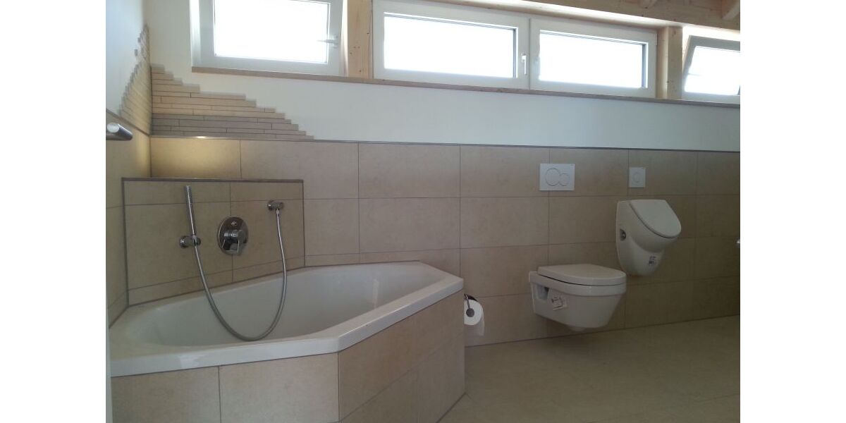 Sehr schöne Luxuswohnung oder Gewerbefläche. (Niedrigenergiehaus) - 3.5 Wörthsee | Angebot:25746503