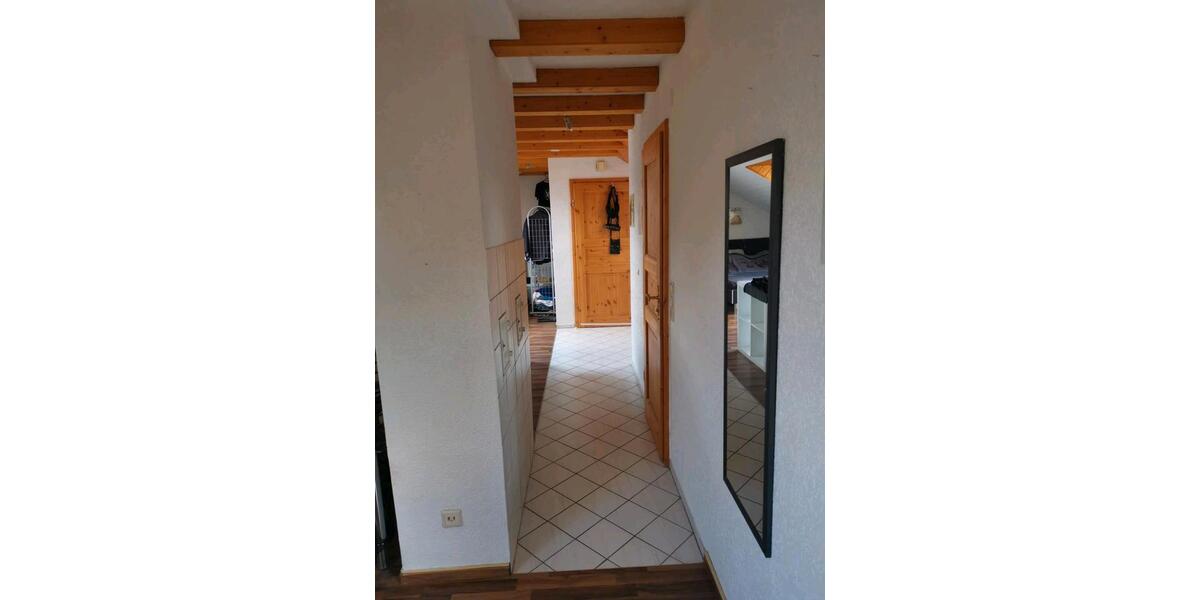 Dachgeschoßwohnung Fußgönheim - 2 Zimmer, 55 m&sup2;, 750&euro; | Angebot:25382128