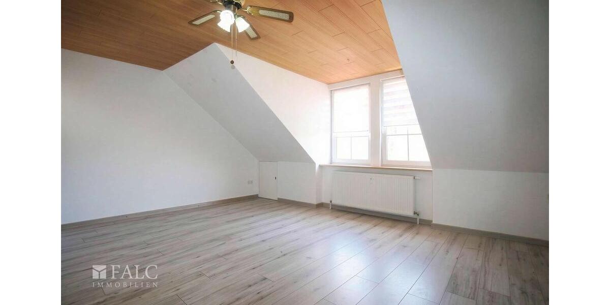 Dachgeschoßwohnung Dömitz - 4 Zimmer, 110 m&sup2;, 880&euro; | Angebot:26632663