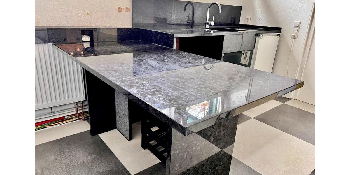 Attraktive Gewerbefläche in Top-Lage von Bad Dürrheim – Ideal für vielfältige Geschäftsideen! zimmer